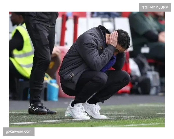 斯洛特两遭詹俊质疑英超理解不足不如阿莫林战术潮流成短板表现受关注